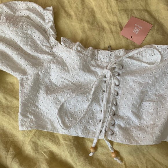 Love + Harmony White Atomic Nature Eyelet Crop - Picture 6 of 10